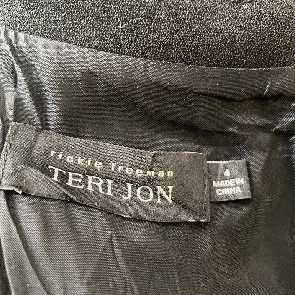 Rickie Freeman Teri John 3/4 sleeve dress - Picture 6 of 7